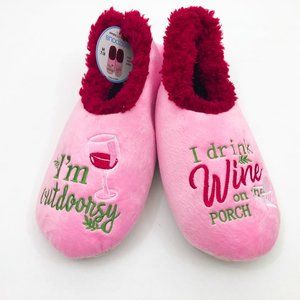 Snoozies Women's I'm Outdoorsy I Drink on Porch Slippers Non-Skid Medium 7/8